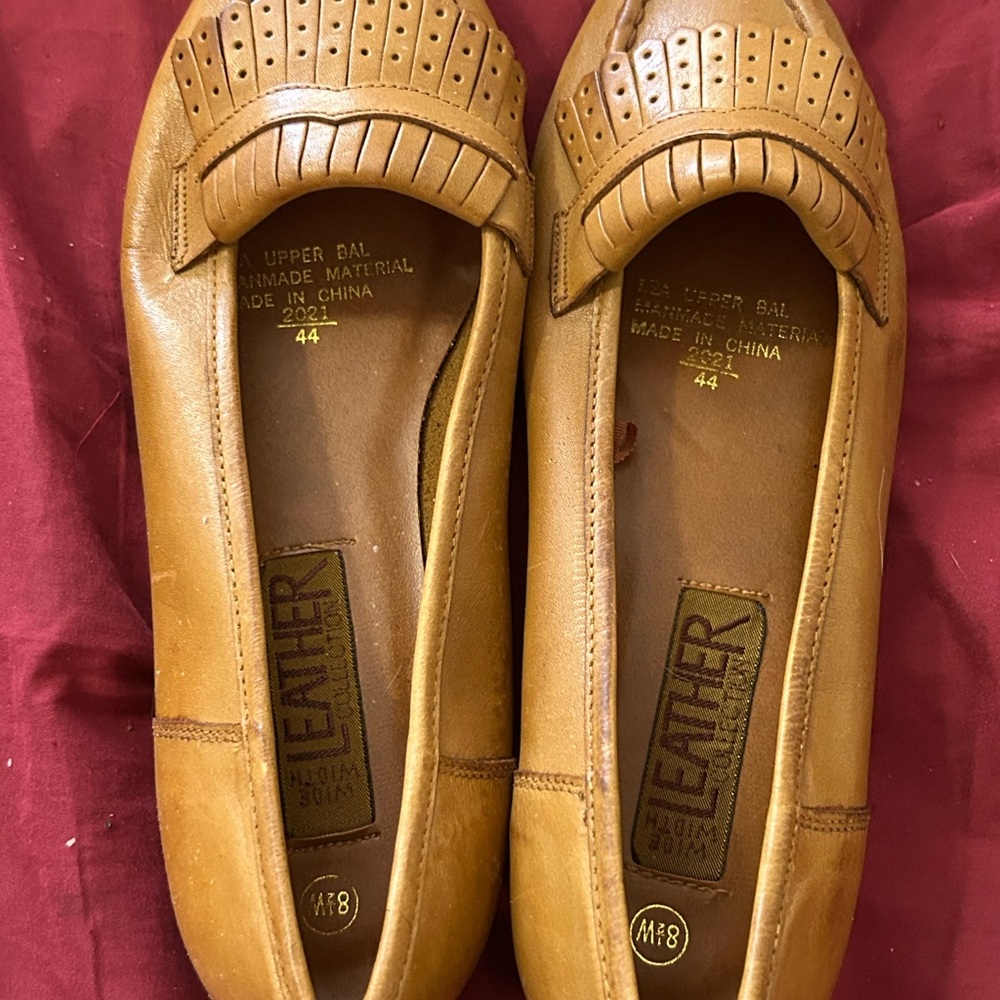Women’s Shoes. Leather Collection. Wide Width. Never Worn.